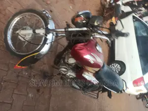 TVS HLX Plus ES 2013 Red