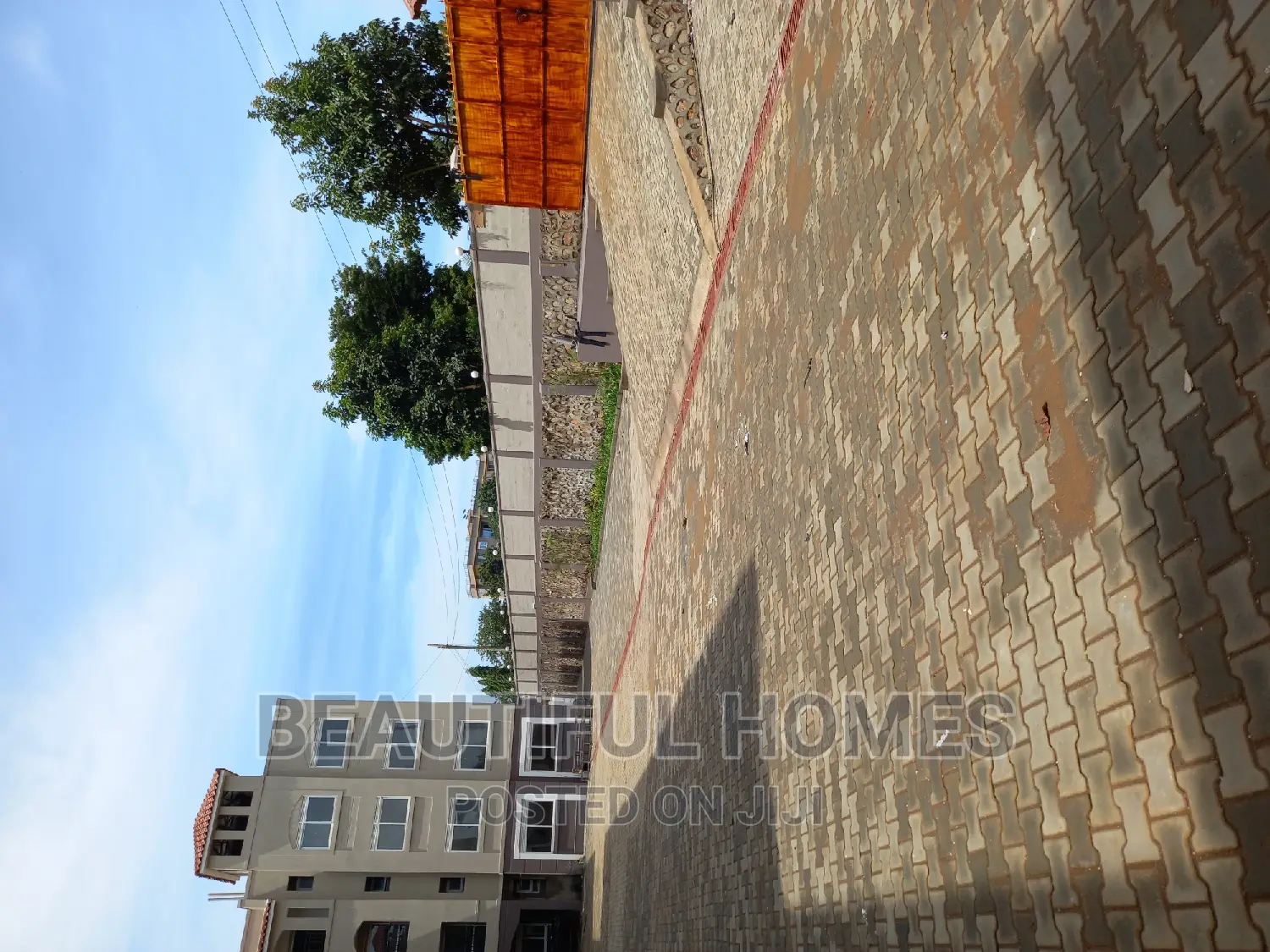 Furnished 2bdrm Condo in Naalya Estate, Central Division for sale