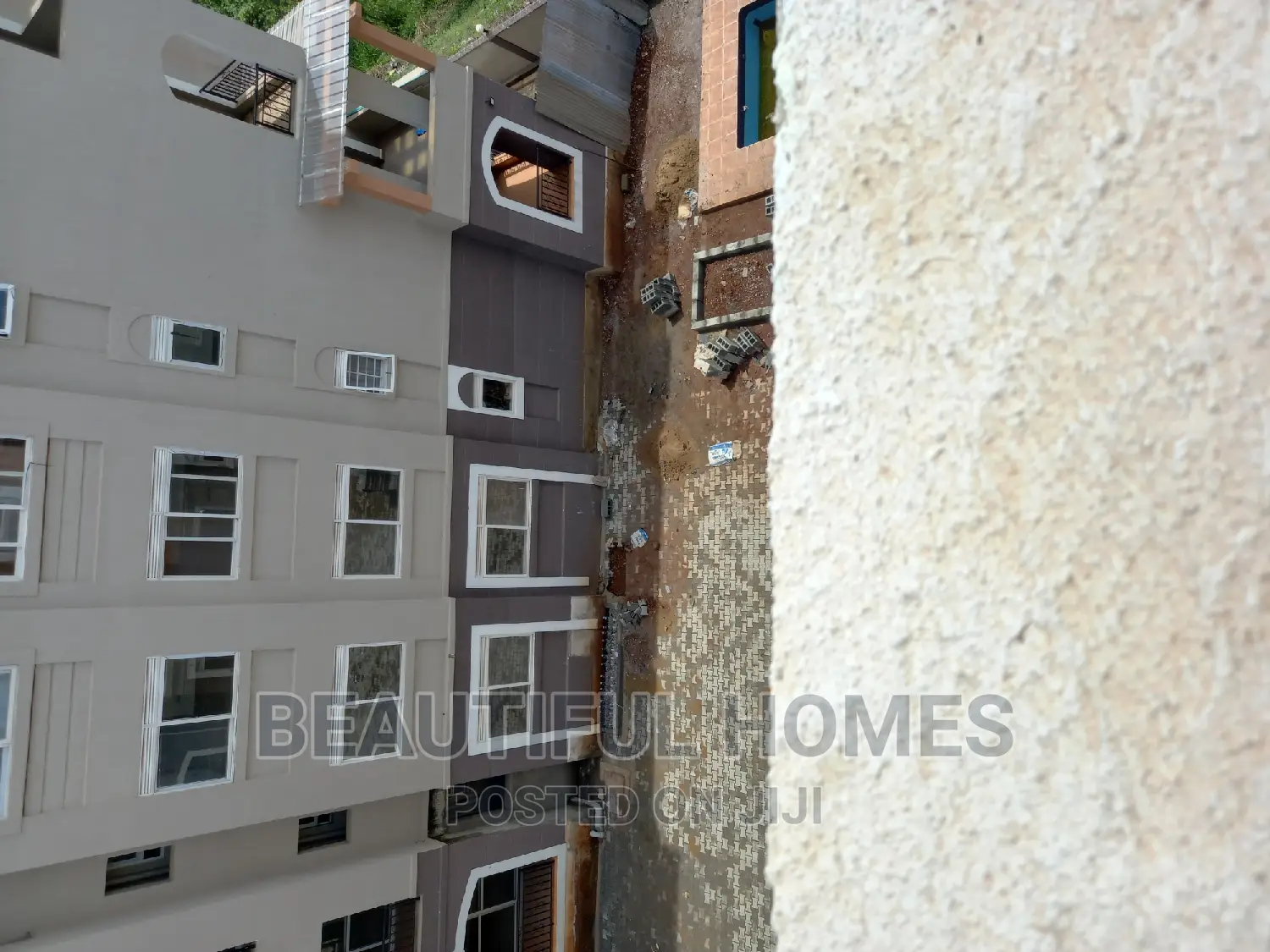 Furnished 2bdrm Condo in Naalya Estate, Central Division for sale