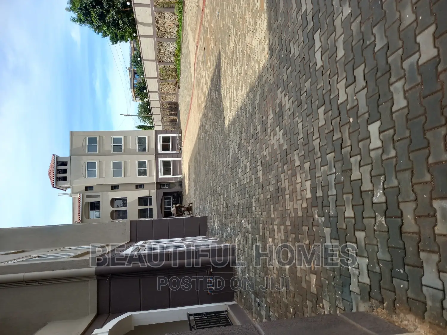Furnished 2bdrm Condo in Naalya Estate, Central Division for sale
