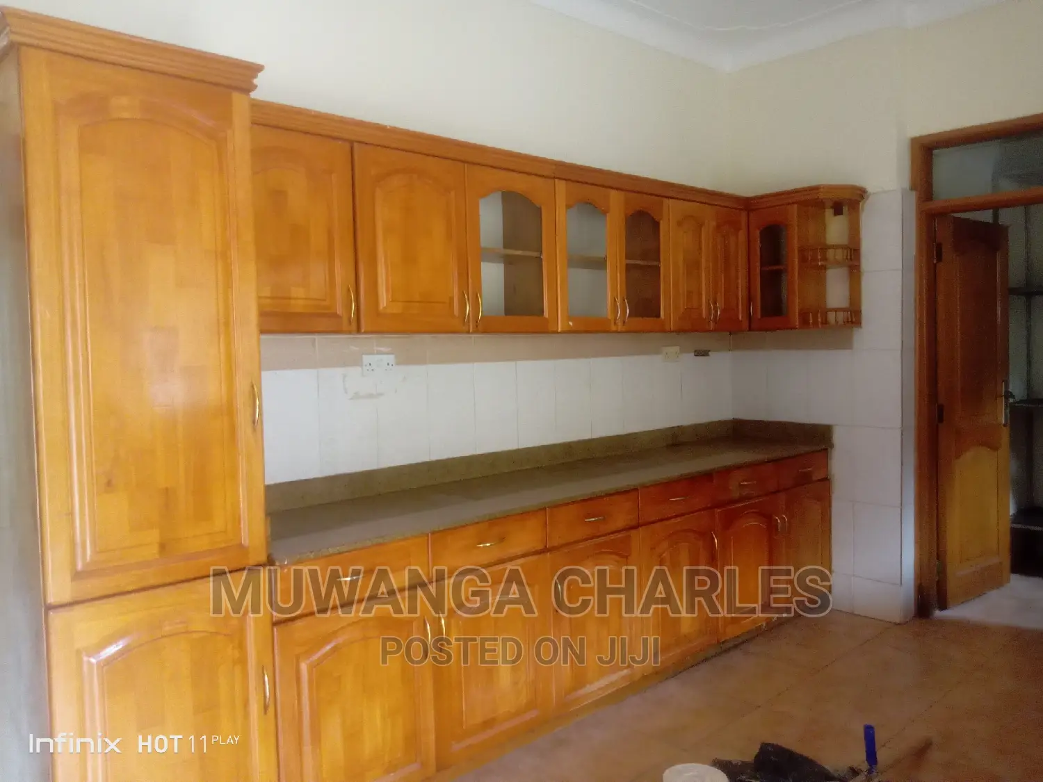 6bdrm Duplex in Fs Properties Ltd, Central Division for rent