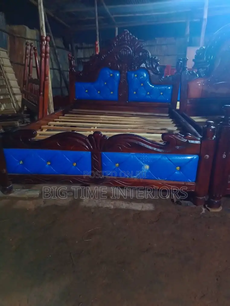 Strong 5*6 Leather Bed- Blue