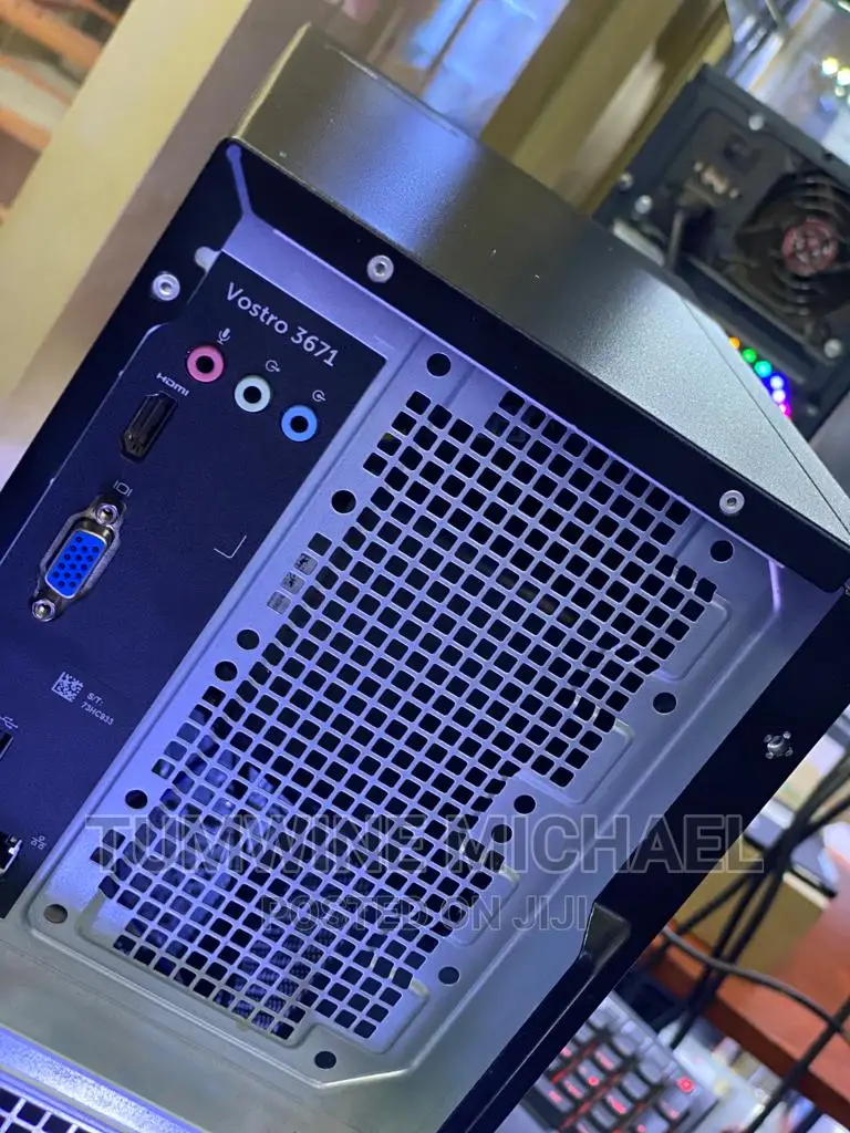 Desktop Computer Dell Vostro 3900 8GB Intel Core I7 HDD 1T