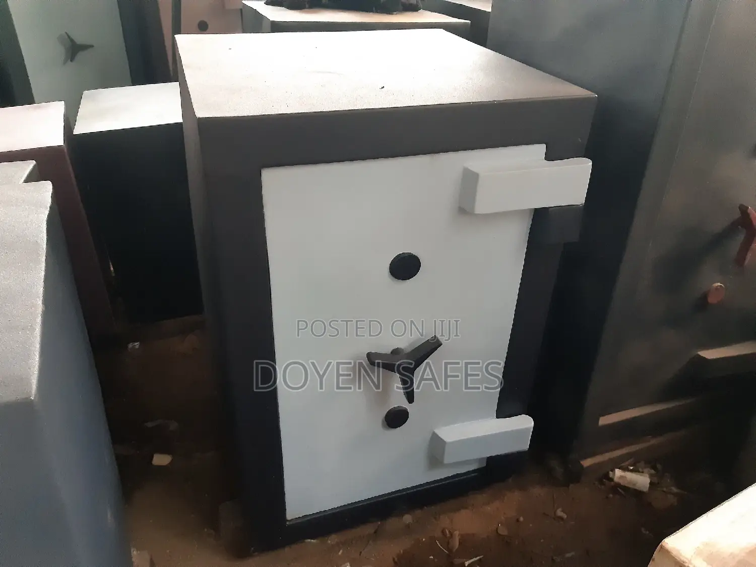 Dual Key Locking Safes 300kgs