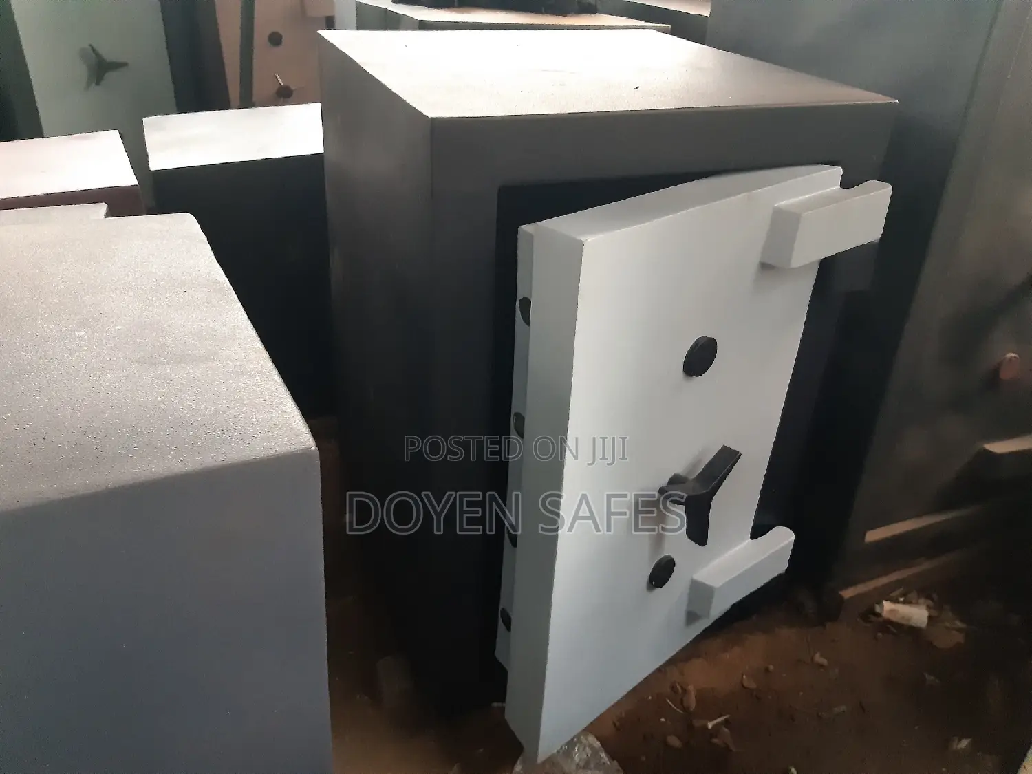 Dual Key Locking Safes 300kgs