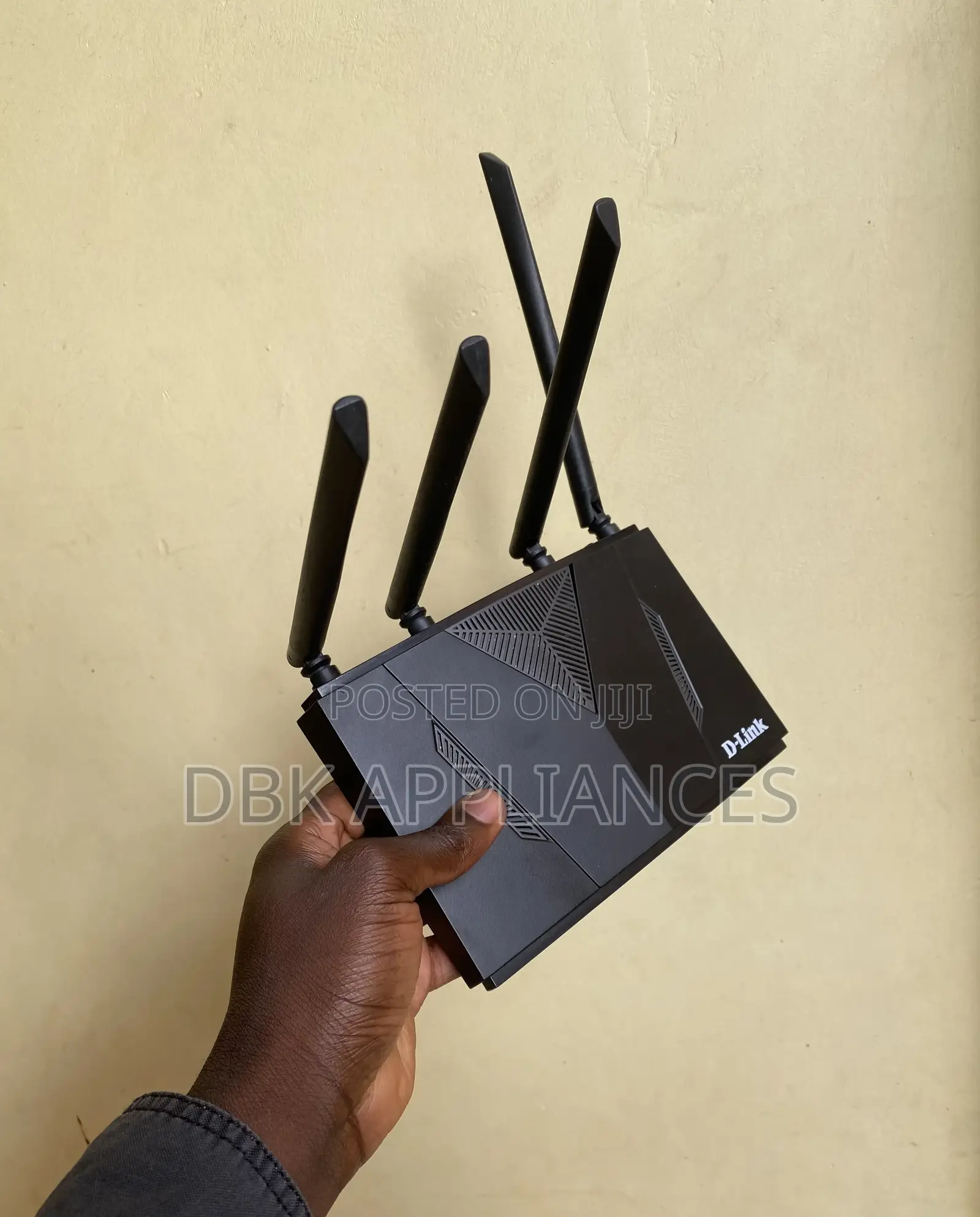 Dlink 4G M960 SIM Card Router Beyi Powa UK Used