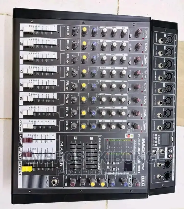 High Quality YAMAHA 8channels Amp-Mixer With USB/SD Support.