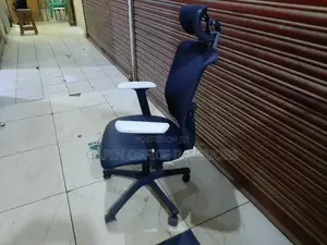 Office Chair With Headrest