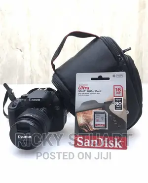 Canon 700D WTH 18-55mm Lens