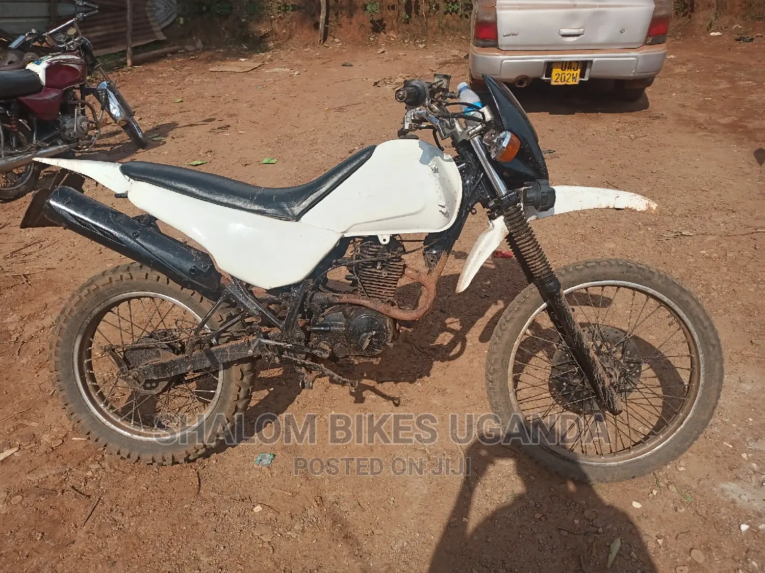 Honda Super Hawk 2018 White