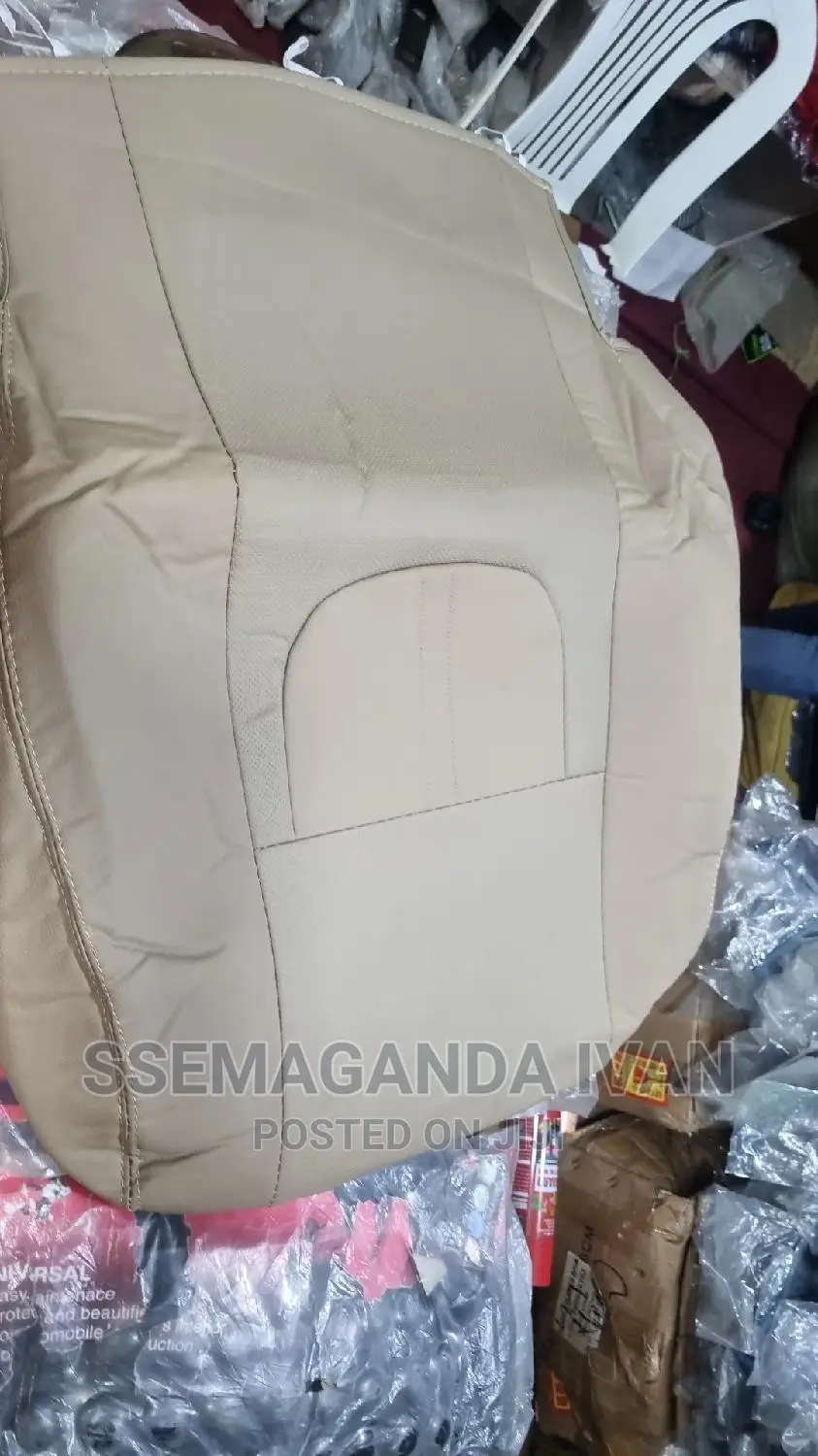 Seat Covers for Raum