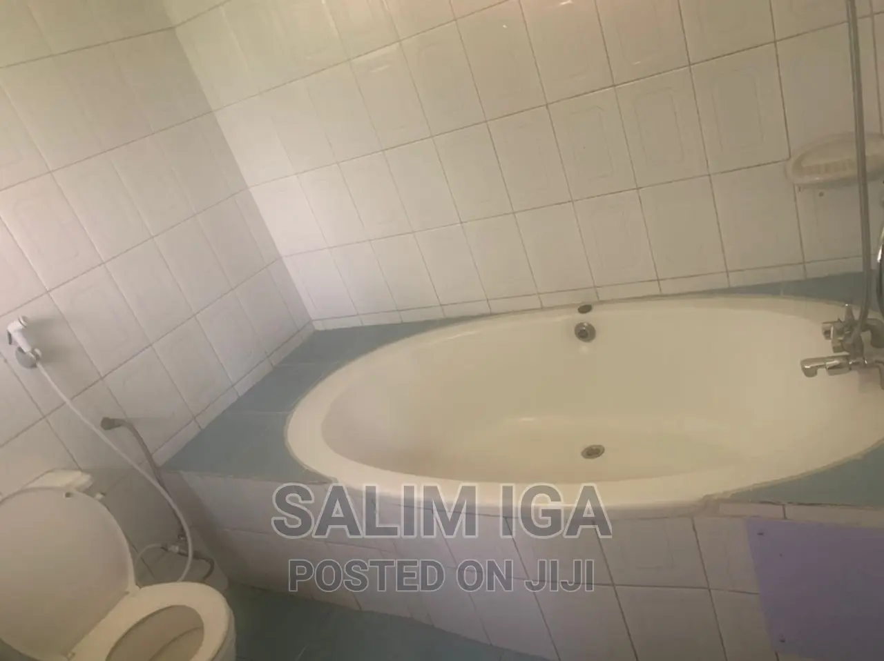 4bdrm Bungalow in Kololo Property, Central Division for rent