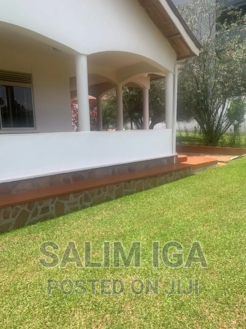 4bdrm Bungalow in Kololo Property, Central Division for rent
