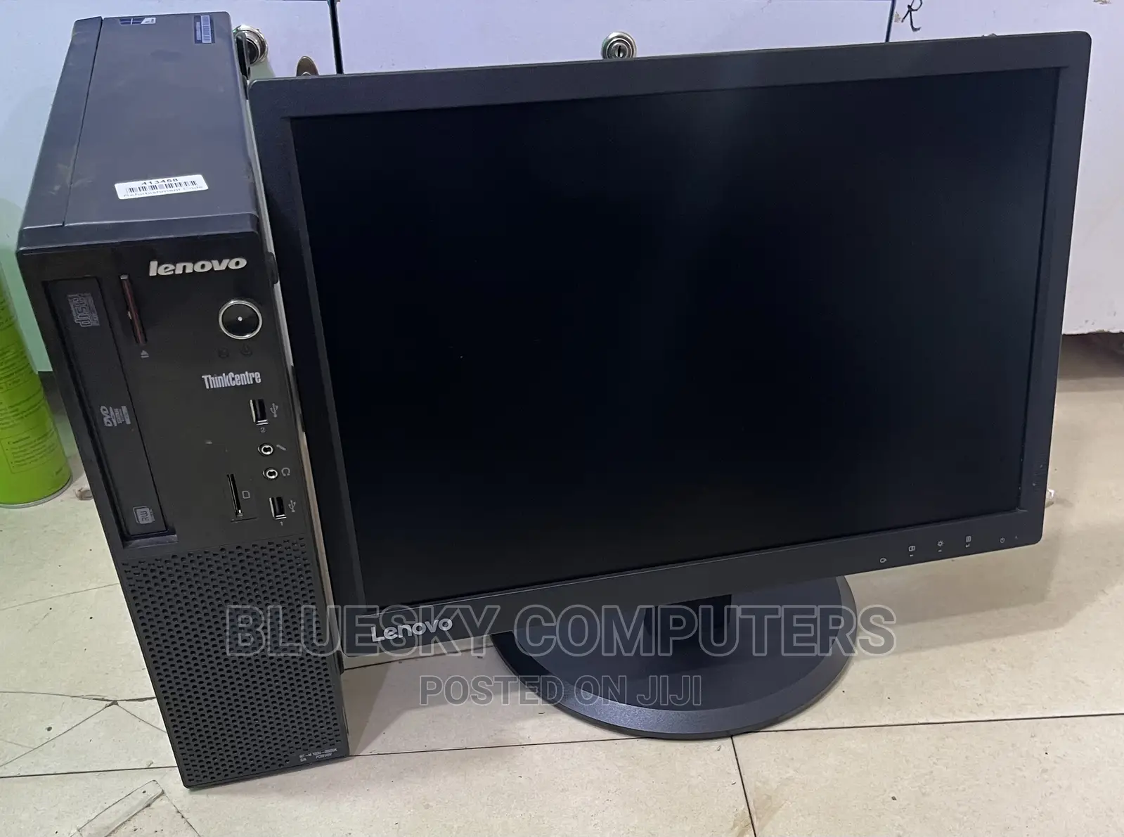 Desktop Computer Lenovo 4GB Intel Core I5 HDD 500GB