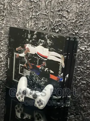 Used Ps4 Pro 1pad and 1TB