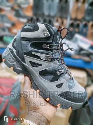 Good Sneakers in Stock