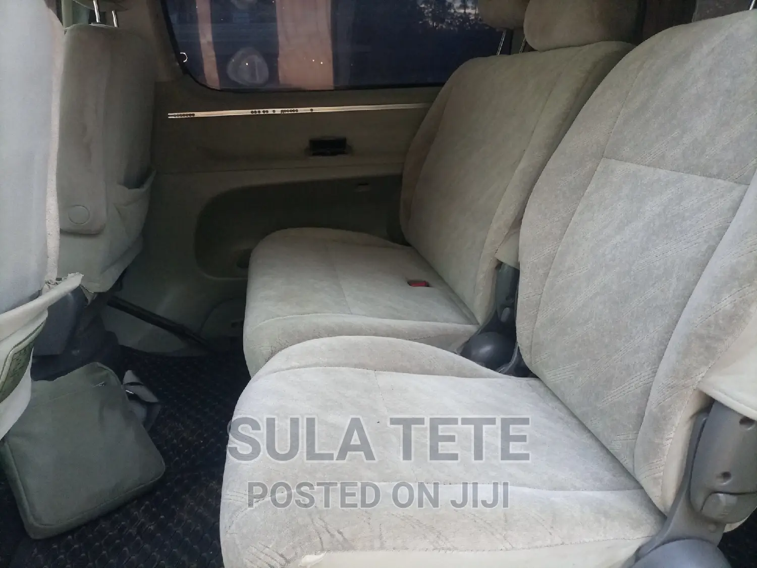 Toyota Regius 1997 Silver