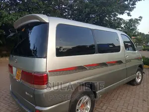 Toyota Regius 1997 Silver