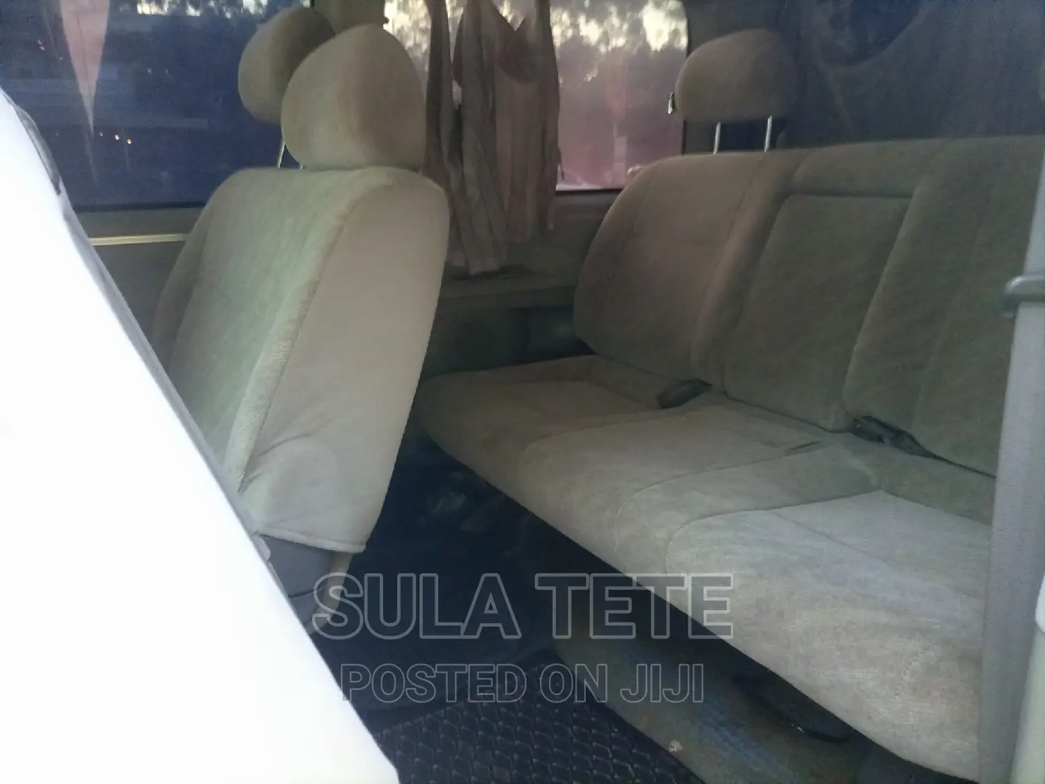 Toyota Regius 1997 Silver