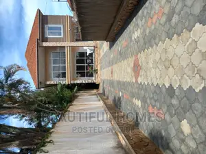 Furnished 5bdrm House in Kansanga Kiwafu, Makindye for sale