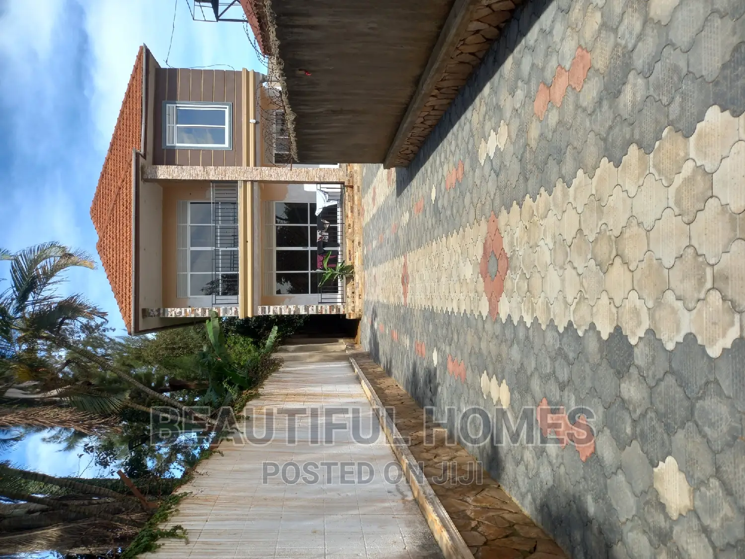 Furnished 5bdrm House in Kansanga Kiwafu, Makindye for sale