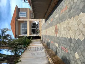 Furnished 5bdrm House in Kansanga Kiwafu, Makindye for sale