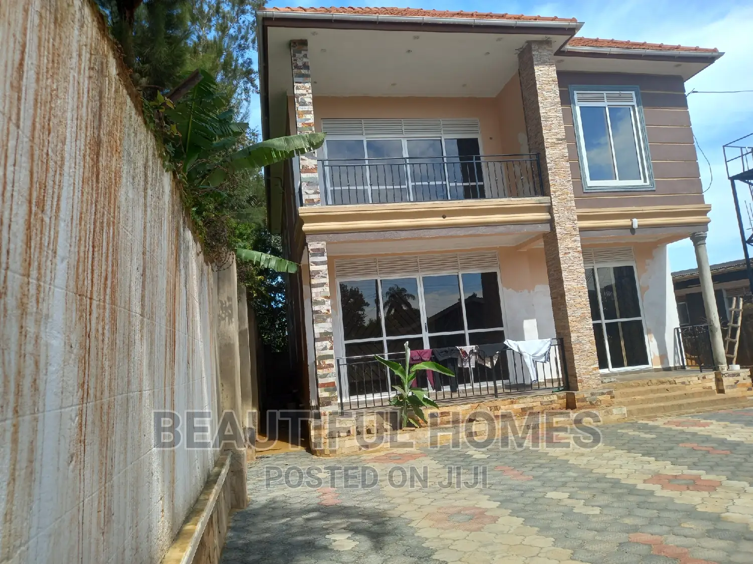 Furnished 5bdrm House in Kansanga, Makindye for sale