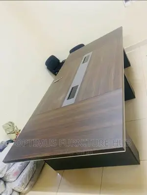 Boardroom Table (10-12seater)