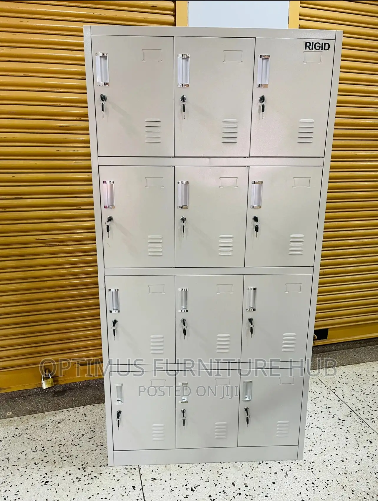 Locker (12 Compartments)