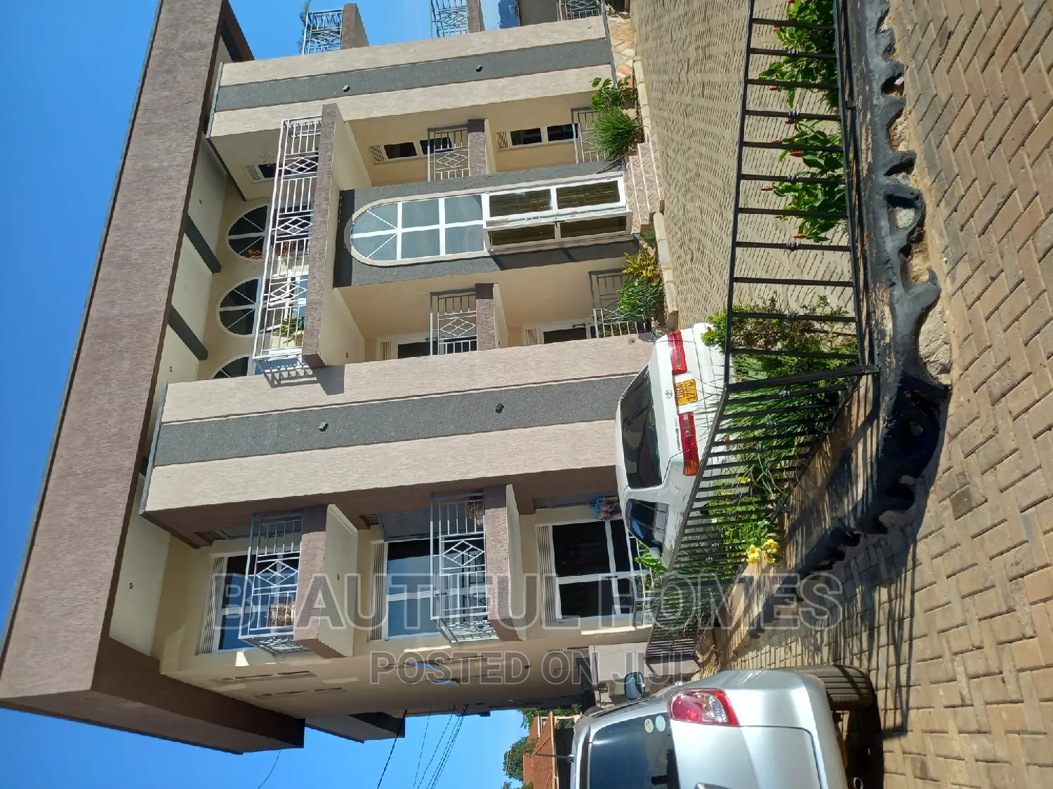 Furnished 1bdrm Apartment in Muyenga, Central Division for sale