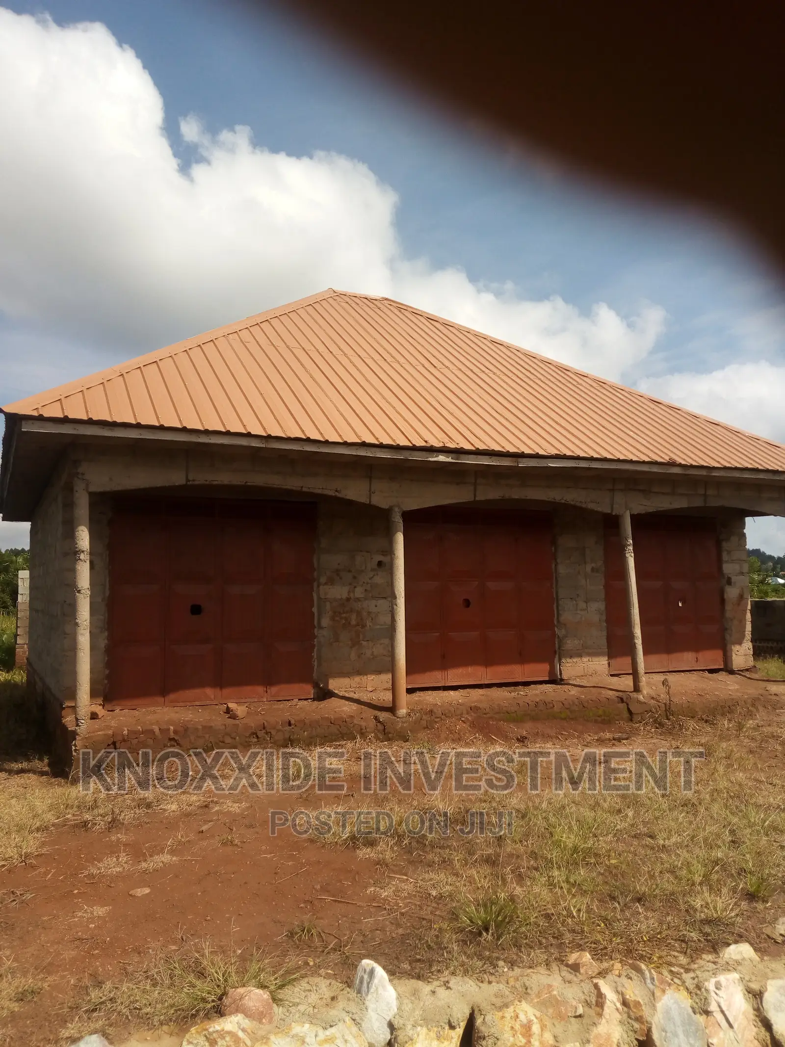 6bdrm House in Real Estate, Central Division for sale