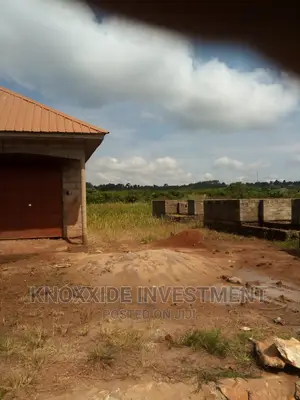 6bdrm House in Real Estate, Central Division for sale