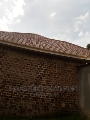 6bdrm House in Real Estate, Central Division for sale