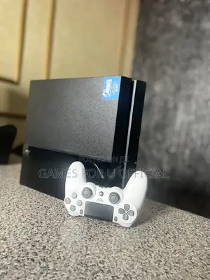 UK Used PS4 Standard Edition #23