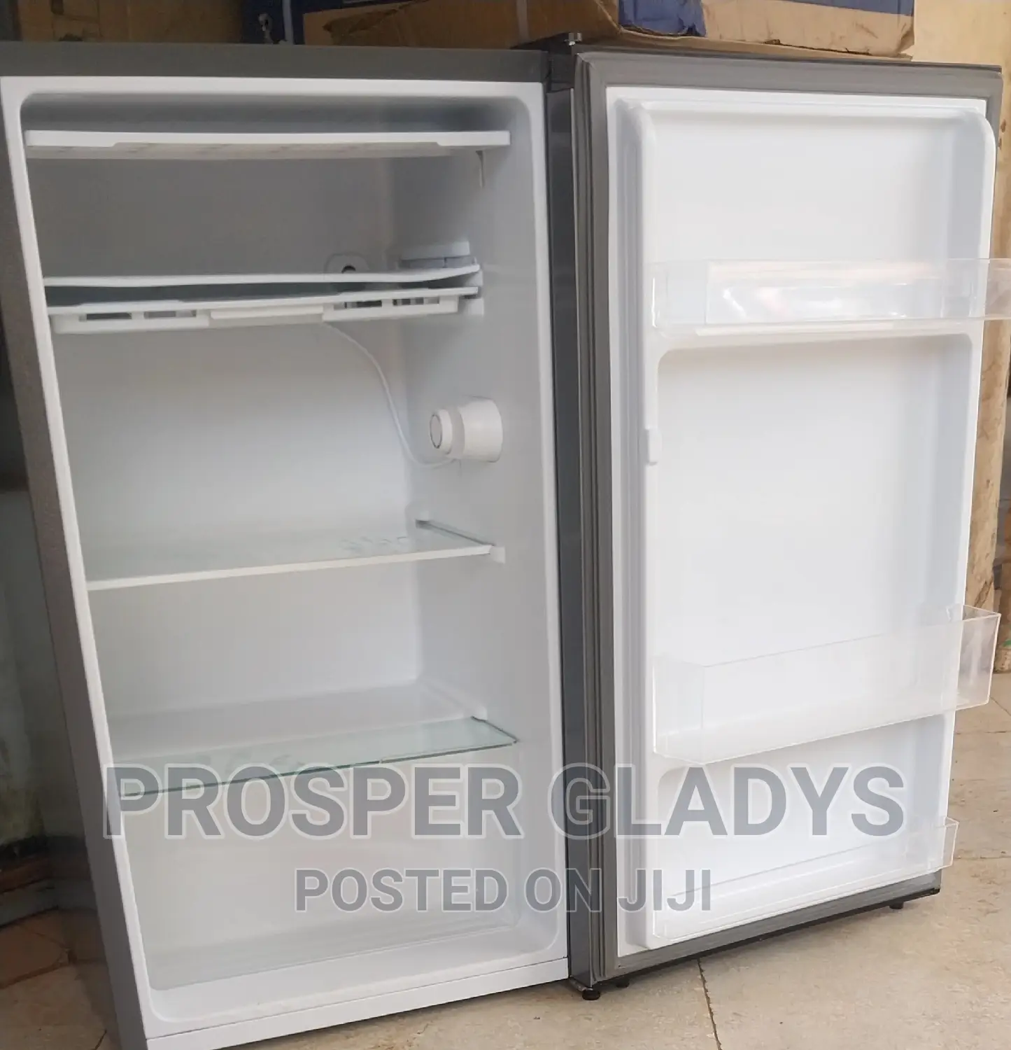 120 Litres Smatec Refrigerator Single Door.