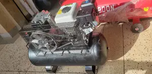 Photo - Compressor 100l Engine