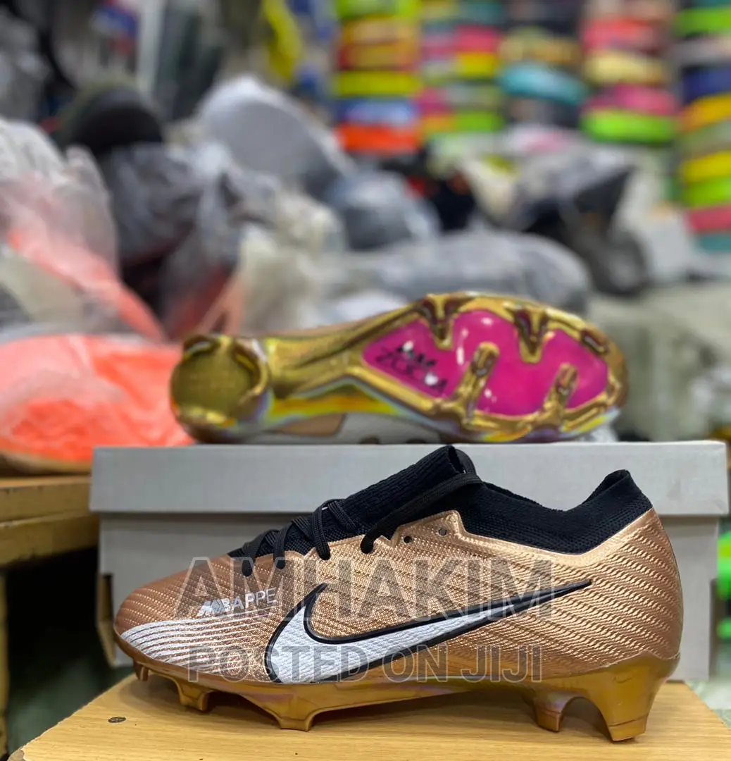 New Mercurial Vapor Soccer Boot In Stock