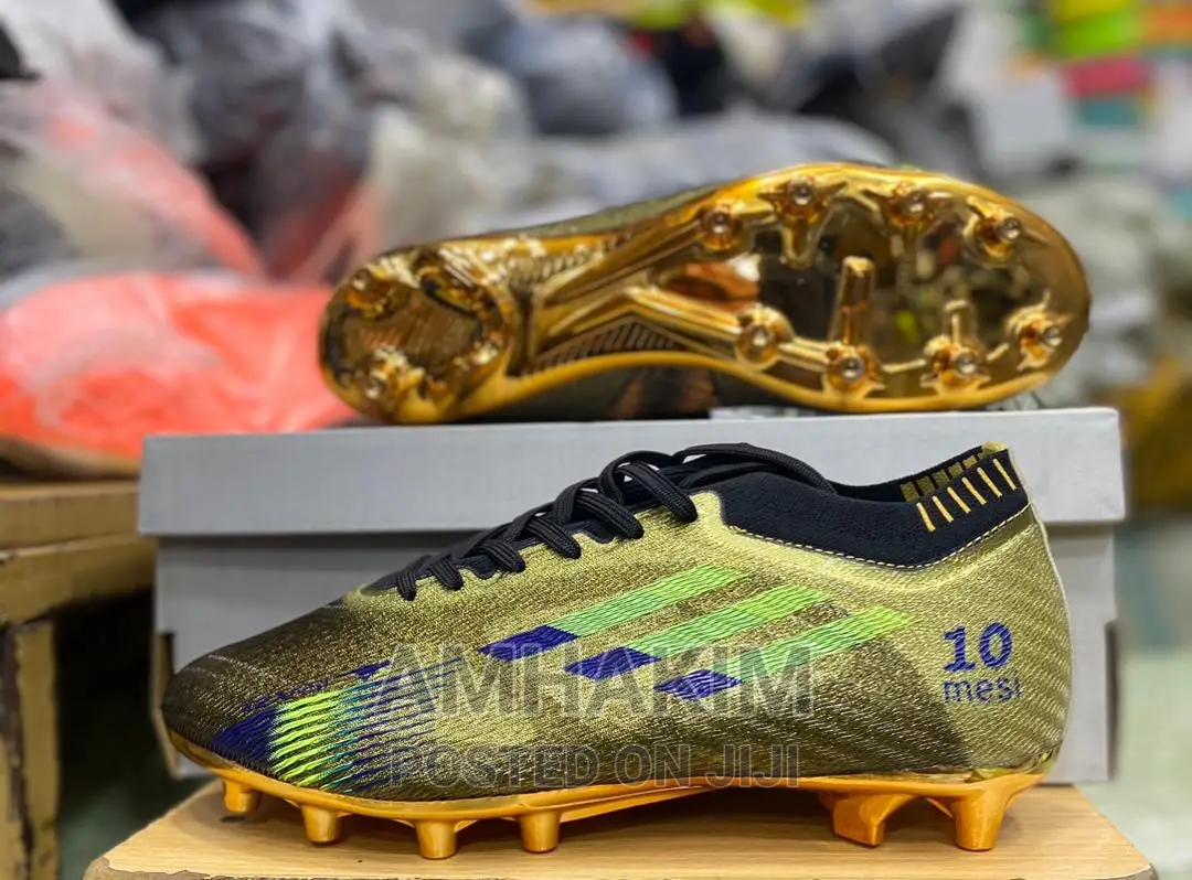 New Adidas X Messi 10 Soccer Boots in Stock