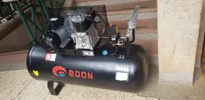 Photo - Compressor 200l