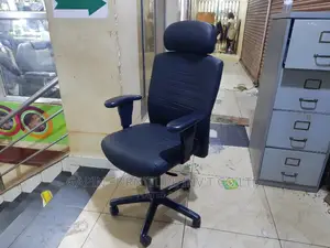 Photo - Headrest Chair With Adjustable Arms