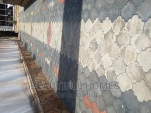 Furnished 5bdrm Maisonette in Kansanga, Makindye for sale