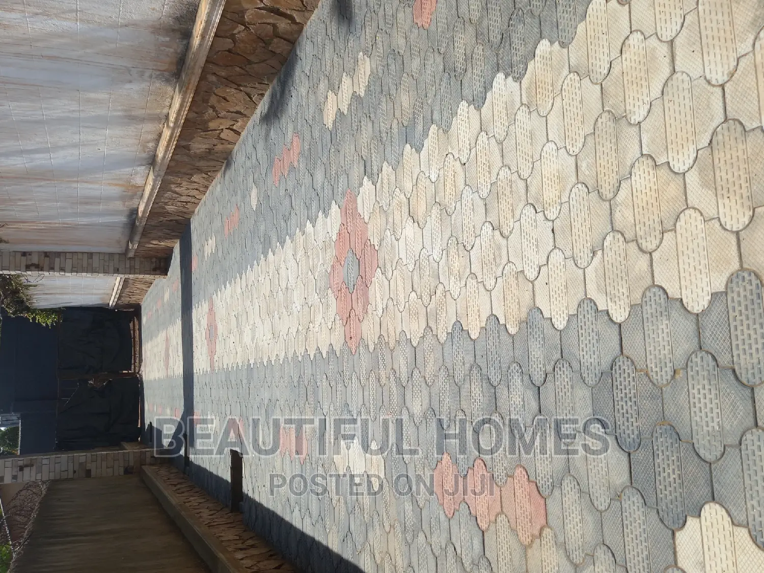 Furnished 5bdrm Mansion in Kansanga Kiwafu, Makindye for sale