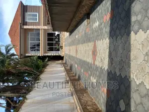 Furnished 5bdrm Mansion in Kansanga, Makindye for sale