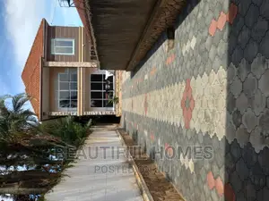 Furnished 5bdrm Mansion in Kansanga, Makindye for sale