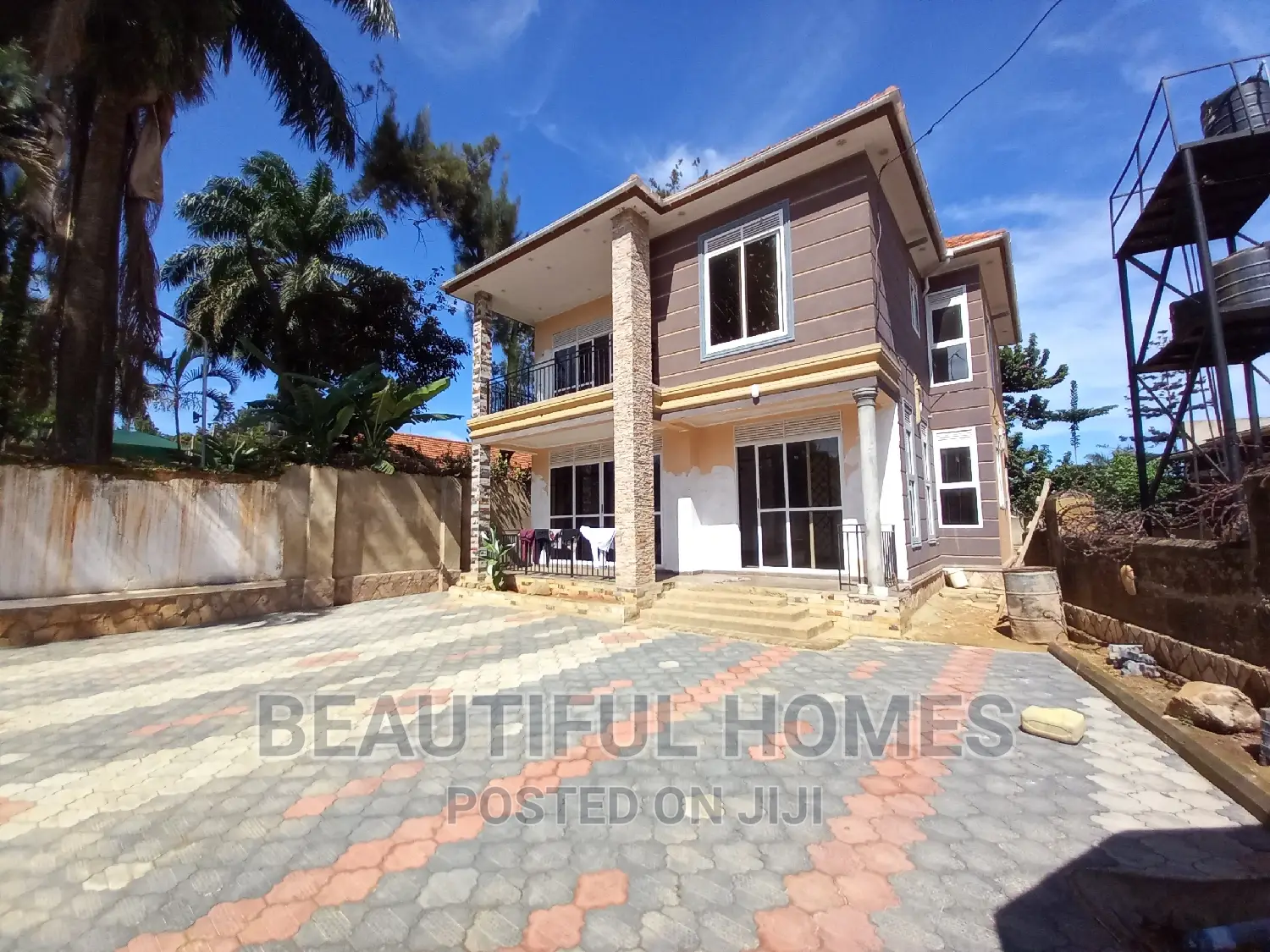 Furnished 5bdrm House in Kansanga Gaba Road, Makindye for sale