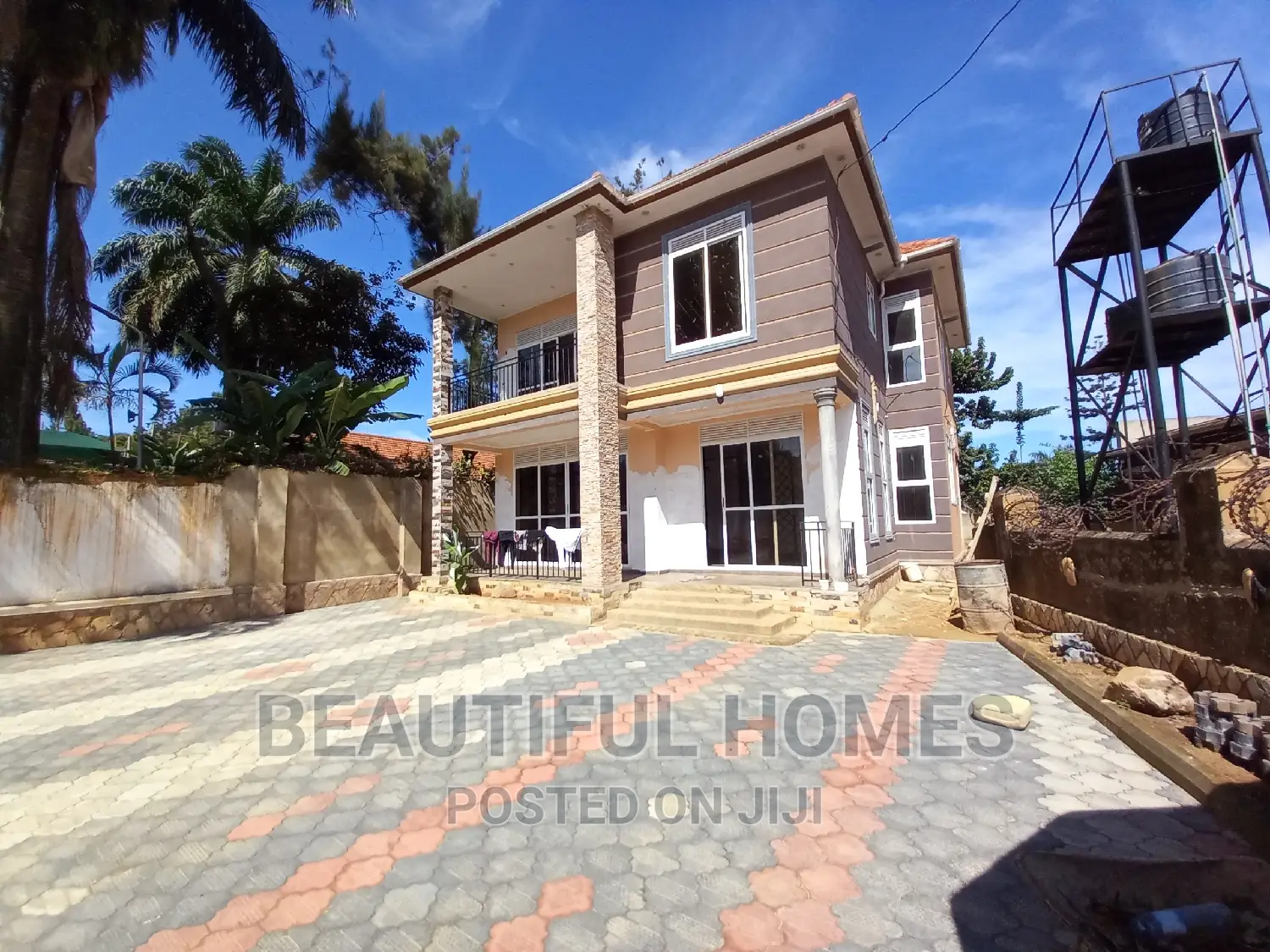 Furnished 5bdrm House in Kansanga Gaba Road, Makindye for sale