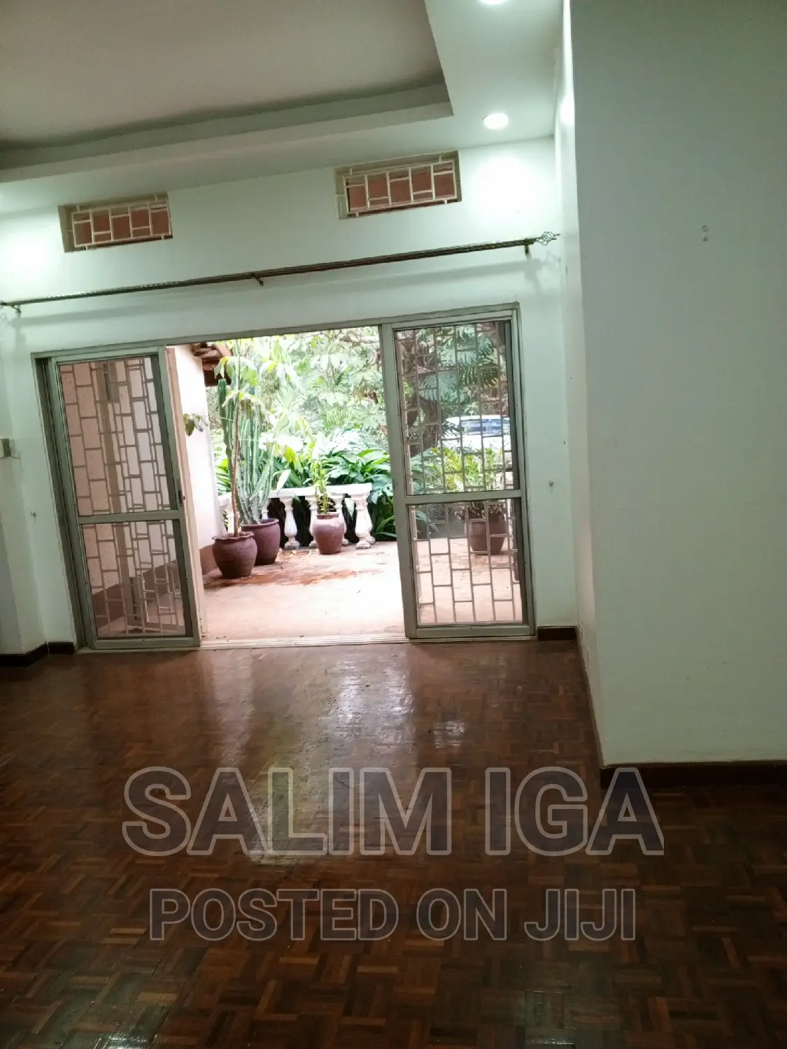 4bdrm Bungalow in Kololo Property, Central Division for rent