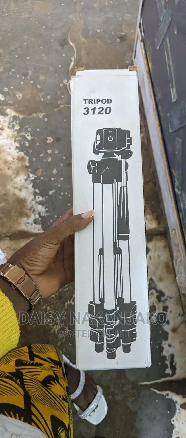 3120 Tripod Stand