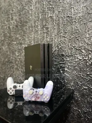 Sony Ps4 Pro Chipped Colored Pads FXT