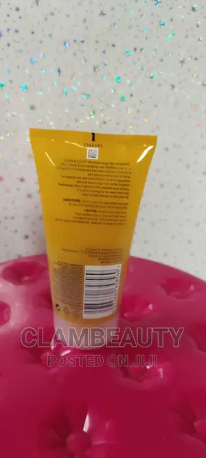 Clean Clear Morning Energy Brightening Facial Scrub
